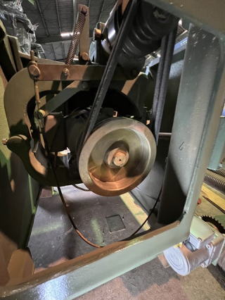 中古軸傾斜横切り石津1300mm