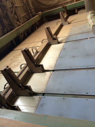 中古ランニングソー伴HDR-4100