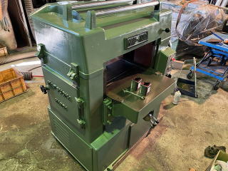 中古自動一面鉋松岡HAP-400