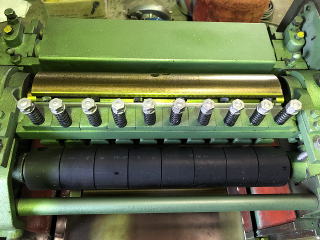 中古自動一面鉋松岡MSG360イガラシゴムロール樹脂仕様