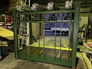 中古フラッシュプレスセイブ4尺x8尺4分割